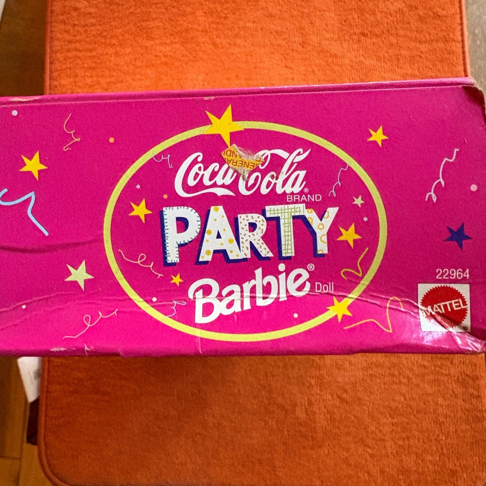 NIB 1998 Coca Cola Party Barbie by Mattel - Picture 4 of 8